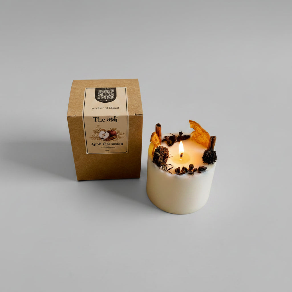 Apple Cinnamon scented botanical candle