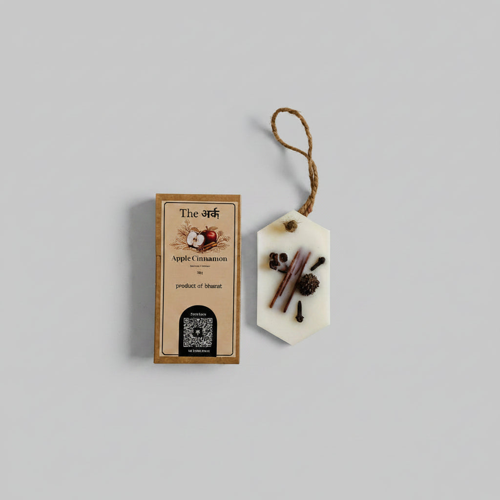 Apple Cinnamon Scented wardrobe freshener